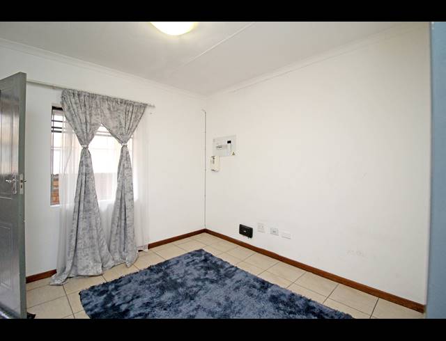 1 BEDROOM APARTMENT FOR SALE IN FERNDALE